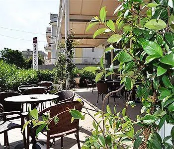 ****  Hotel Gaston Римини Италия