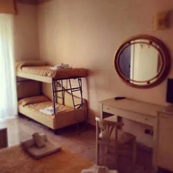 Hotel Gaston Римини